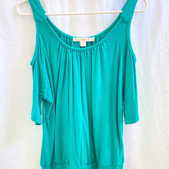 Boston Proper Tops - Women's Top Cold-Shoulder  Size: Medium